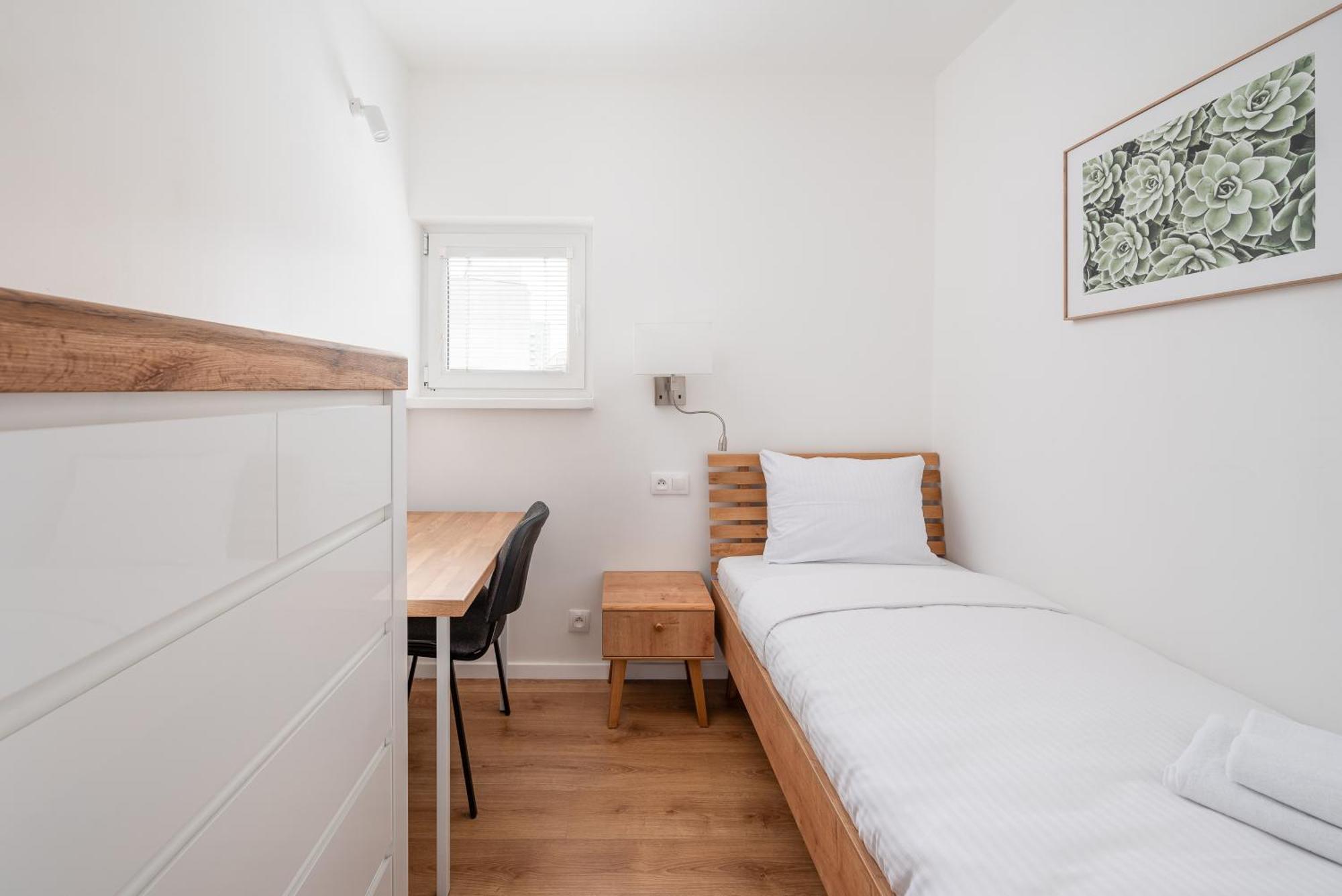 Krasinski Garden Comfort Apartment Варшава Екстериор снимка